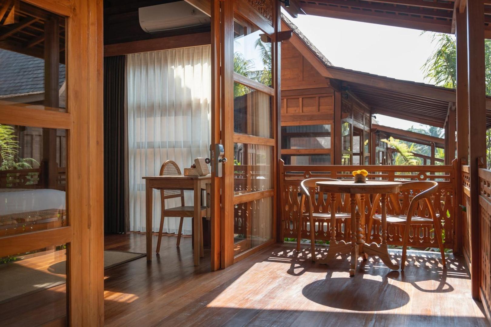 Unagi Wooden Villas By Emana Ubud Rum bild